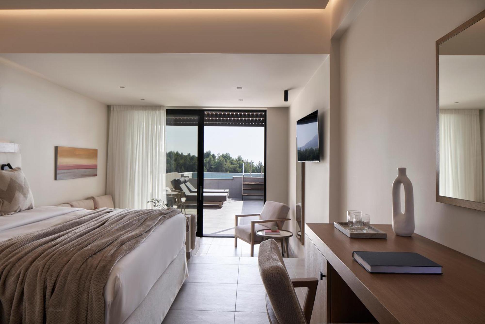 Celestial All Suites Afrato Room photo